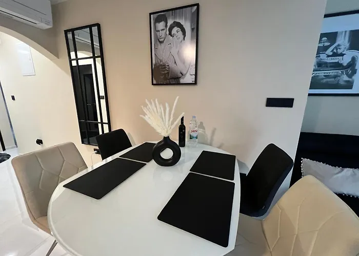 Apartment La Madia-